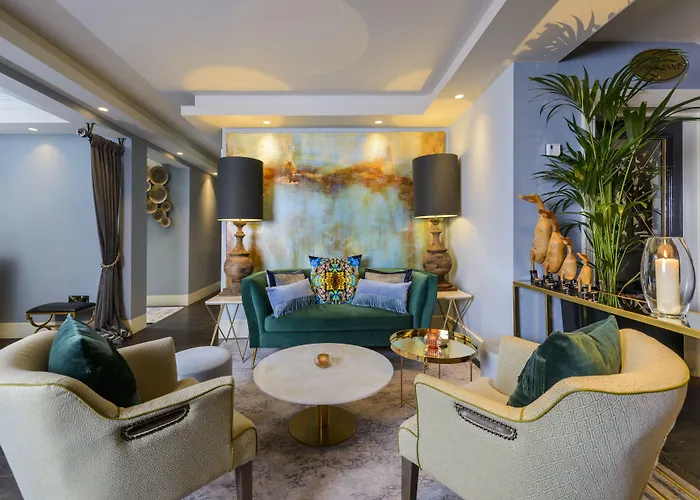 The Victoria Hotel 4*