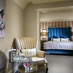 The Victoria Hotel