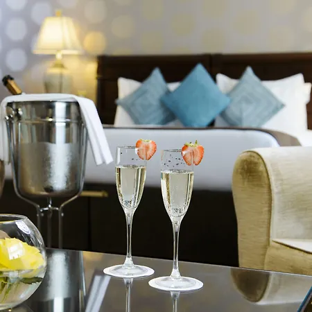 The Victoria Hotel 4*