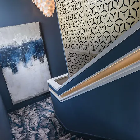 The Victoria Ξενοδοχείο 4*