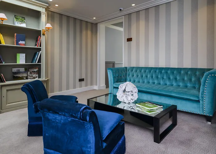 酒店 The Victoria 4*