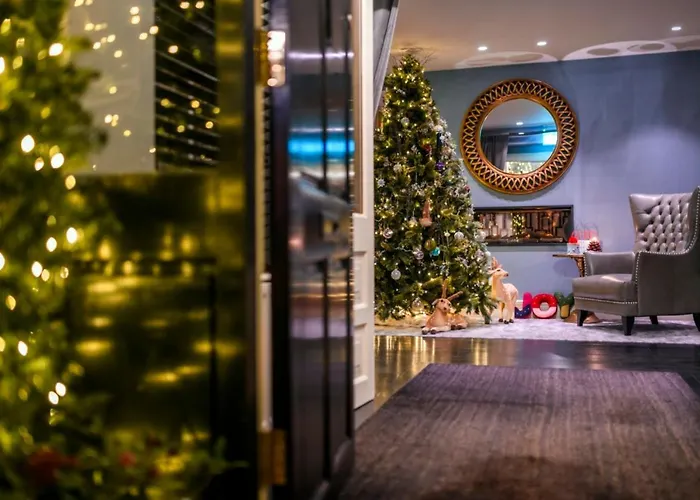 The Victoria 4* 基拉尼