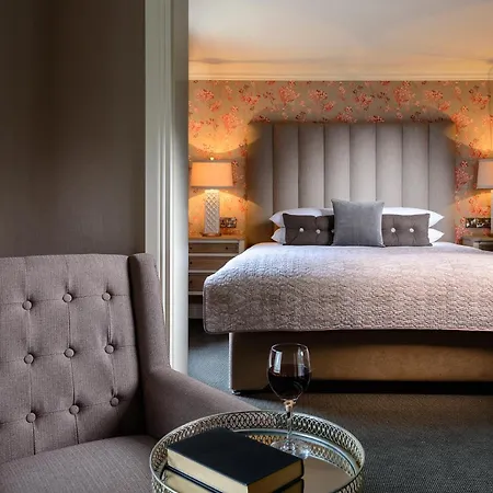Отель The Victoria 4*