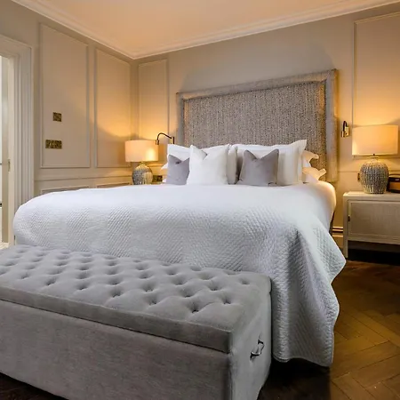 Отель The Victoria 4*
