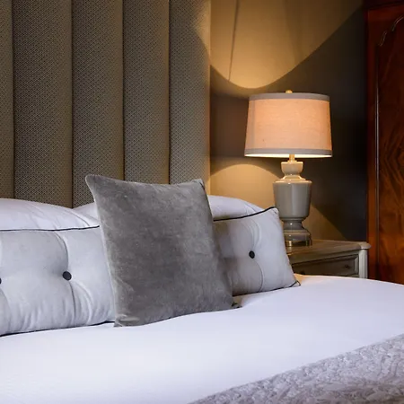 Hotel The Victoria 4*