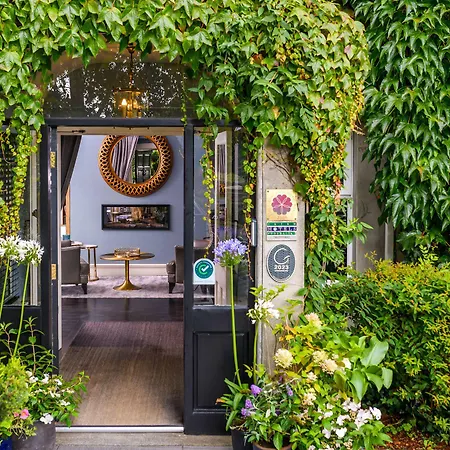 The Victoria Cill Airne