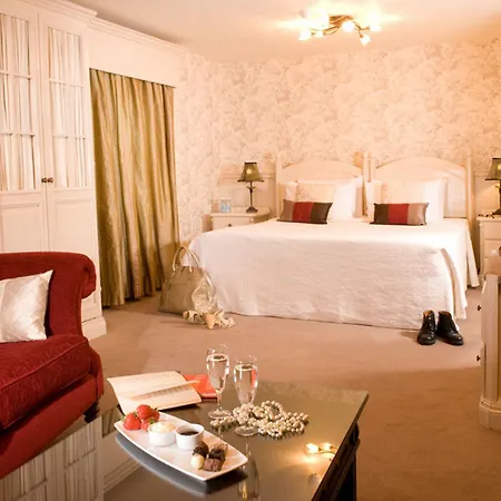 The Victoria 4*